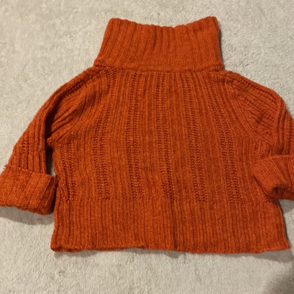 hooked up bright orange sweater - Picture 4 of 5